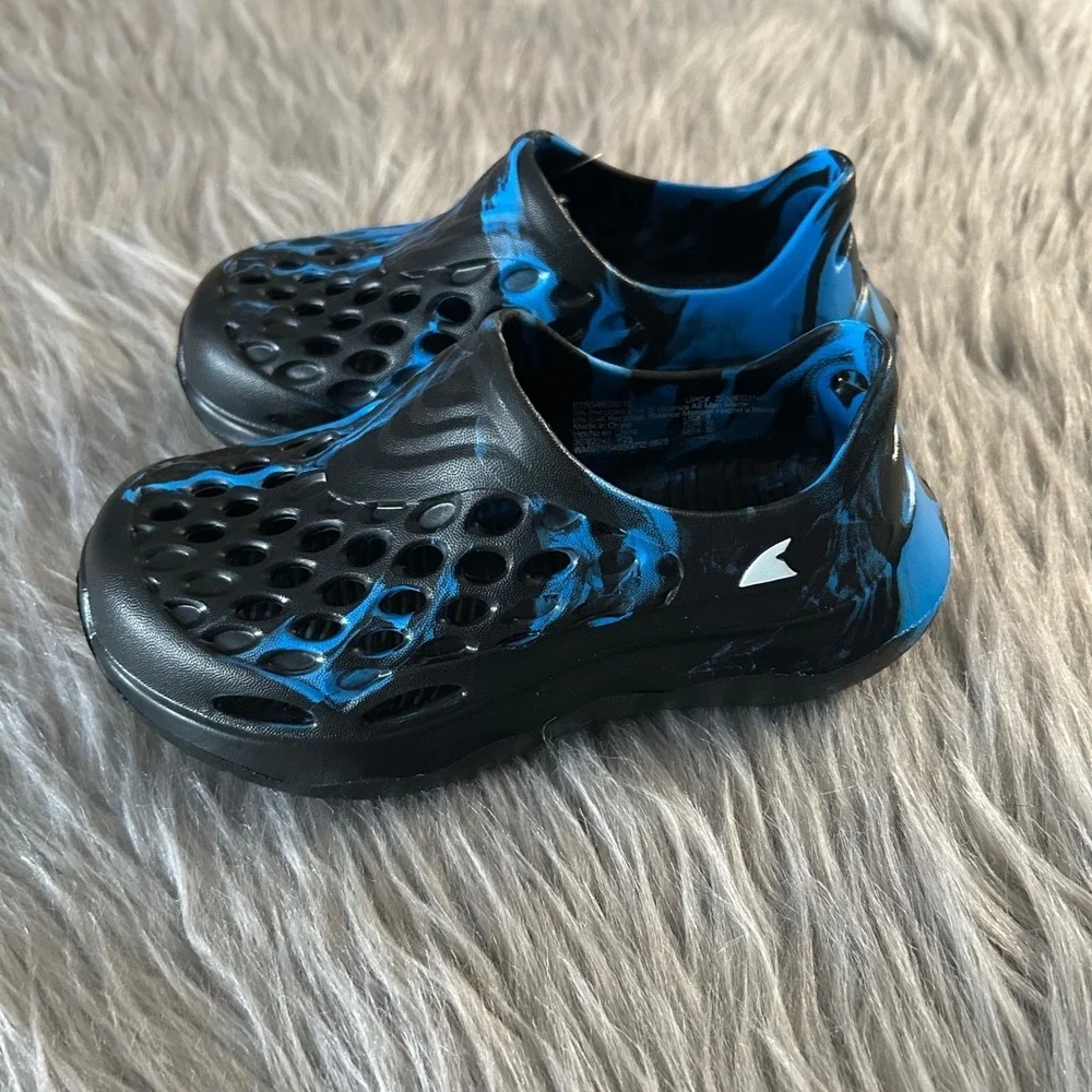 Rugged Shark Sandals Toddler Boys Size 8 Black Blue‎ Water Shoes Lightweight